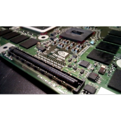 What is the difference between FPGA and GPU